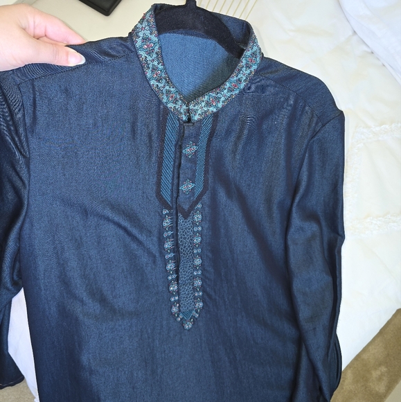 Men's Turquoise/Dark Blue Junaid Jamshed Kurta with Embroidered Collar- Small - Picture 4 of 13